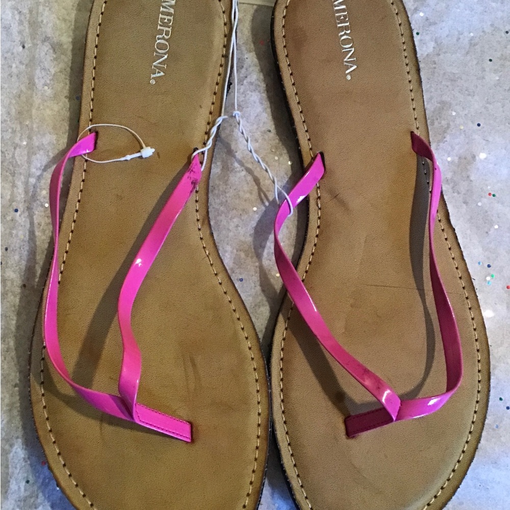 CLEARANCE 🔥 Merona Sandals